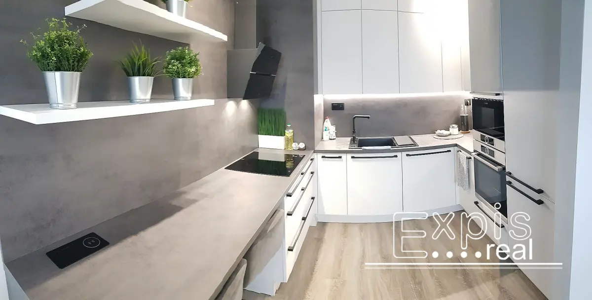 2-izbový byt s balkónom, Ovocné sady, Ivanská cesta, BA Ružinov