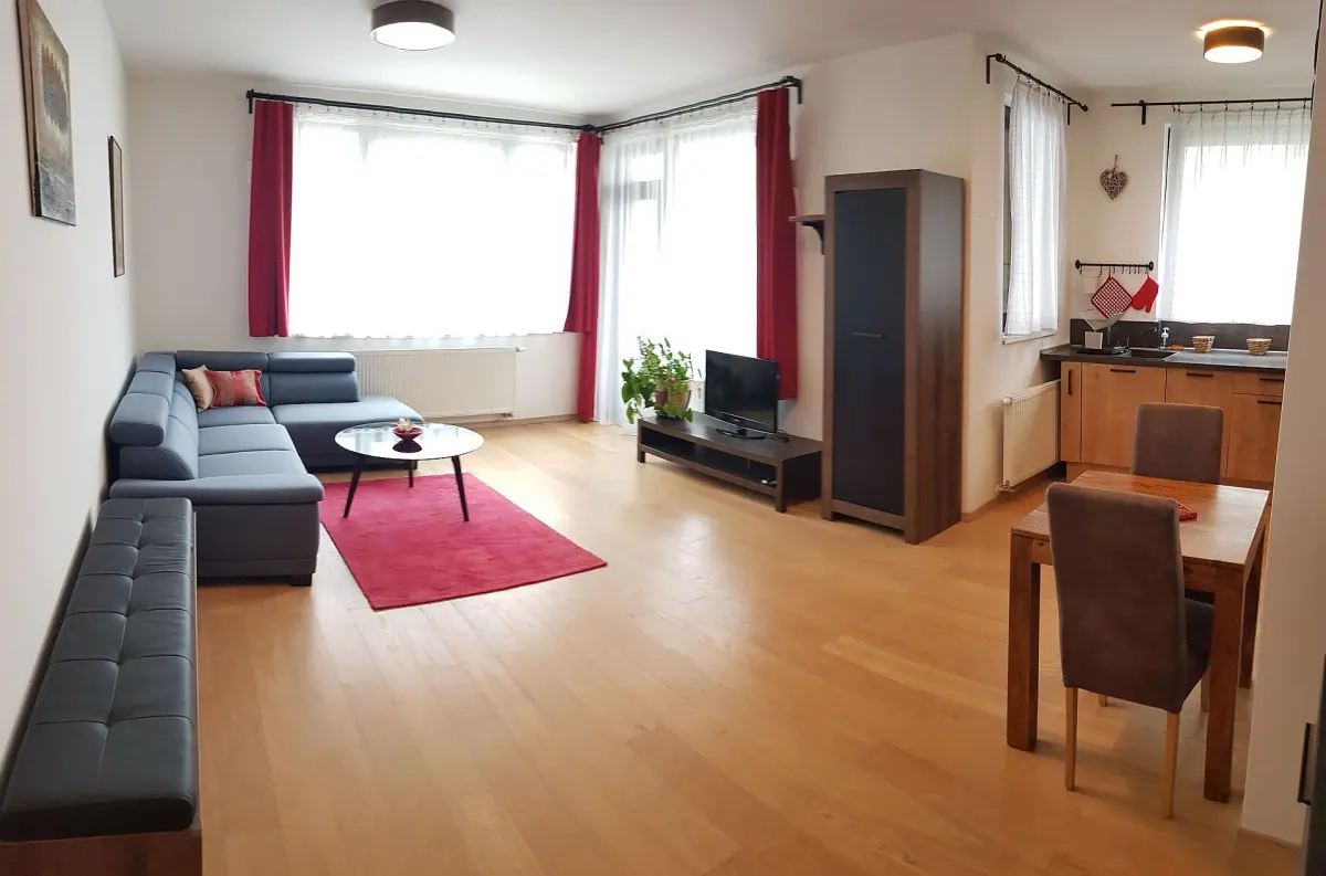 3-izbový byt s loggiou, Zuckermandel, Žižkova ulica, Bratislava Staré Mesto