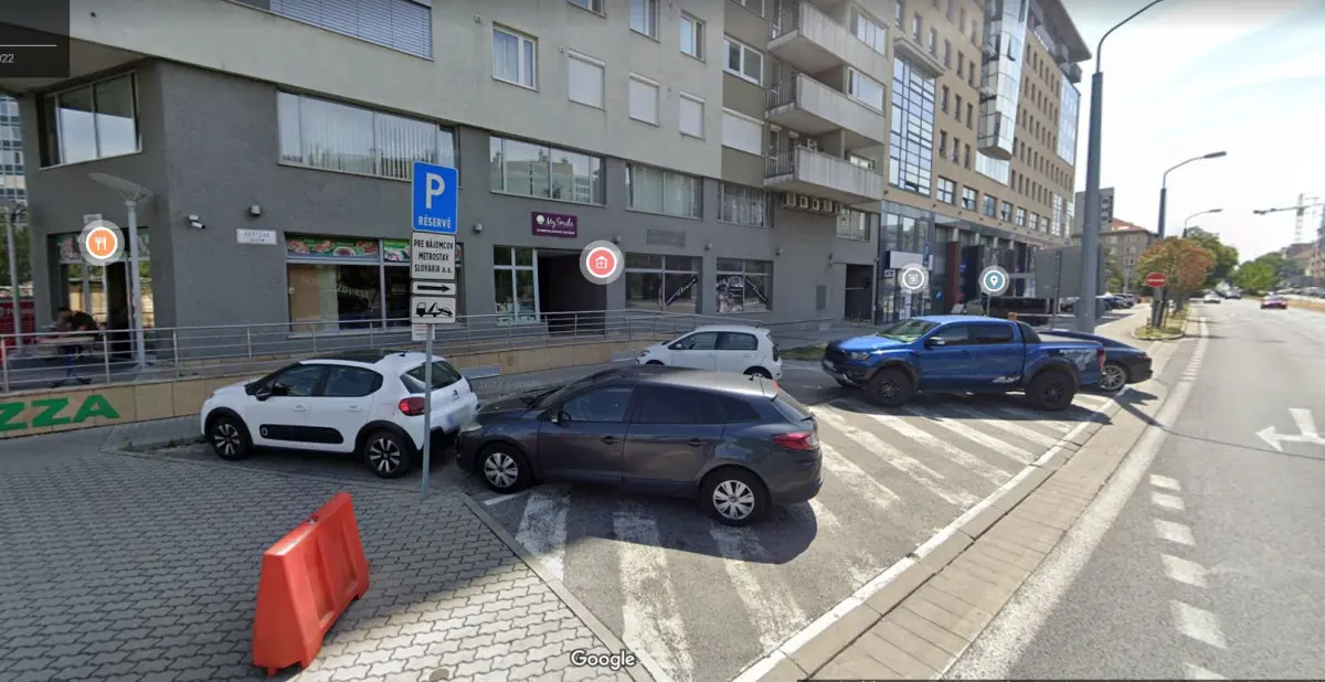 Parkovacie státie križovatka Miletičova - Košická