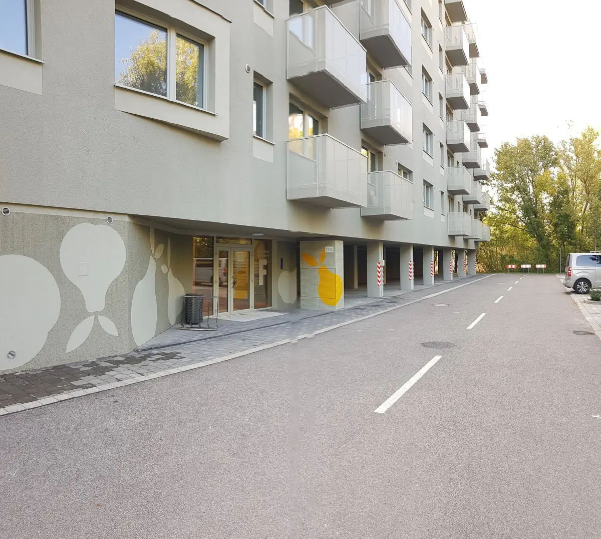 Parkovacie miesto, Ovocné sady, Bratislava – Ružinov, fotka 3